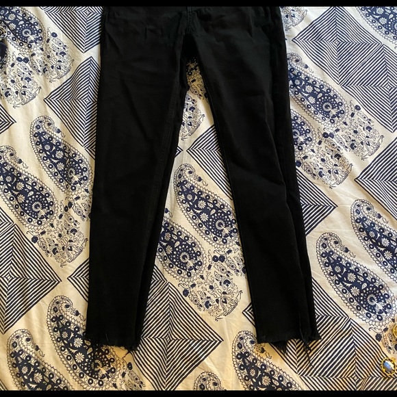 RAG & BONE BLACK JEANS (CROPPED STYLE) - Picture 4 of 4